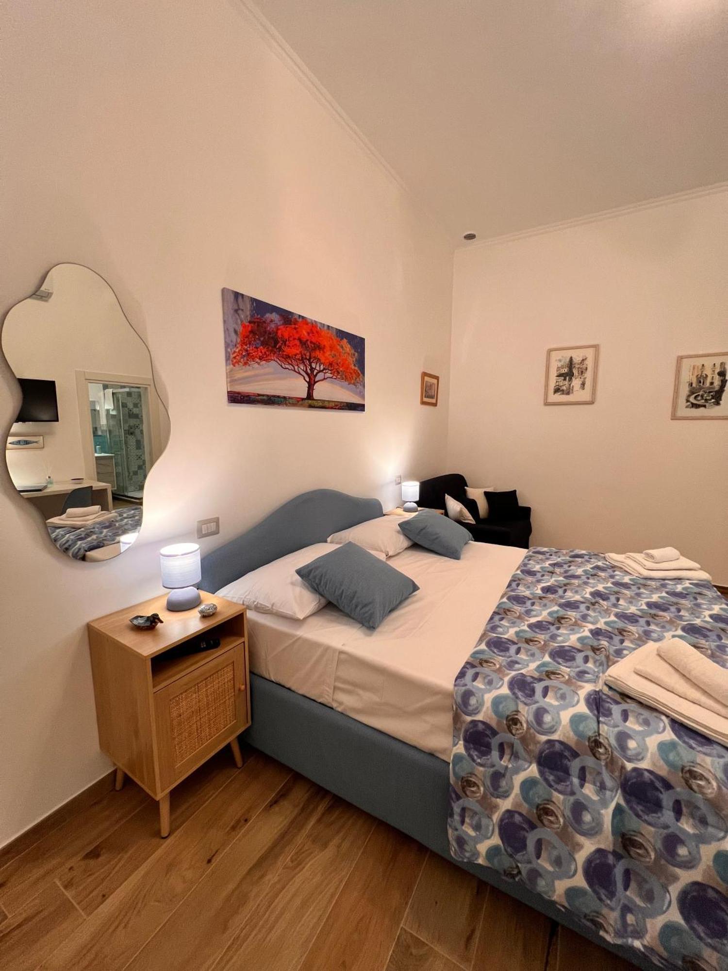 Eric'S House Apartment Салерно Екстериор снимка