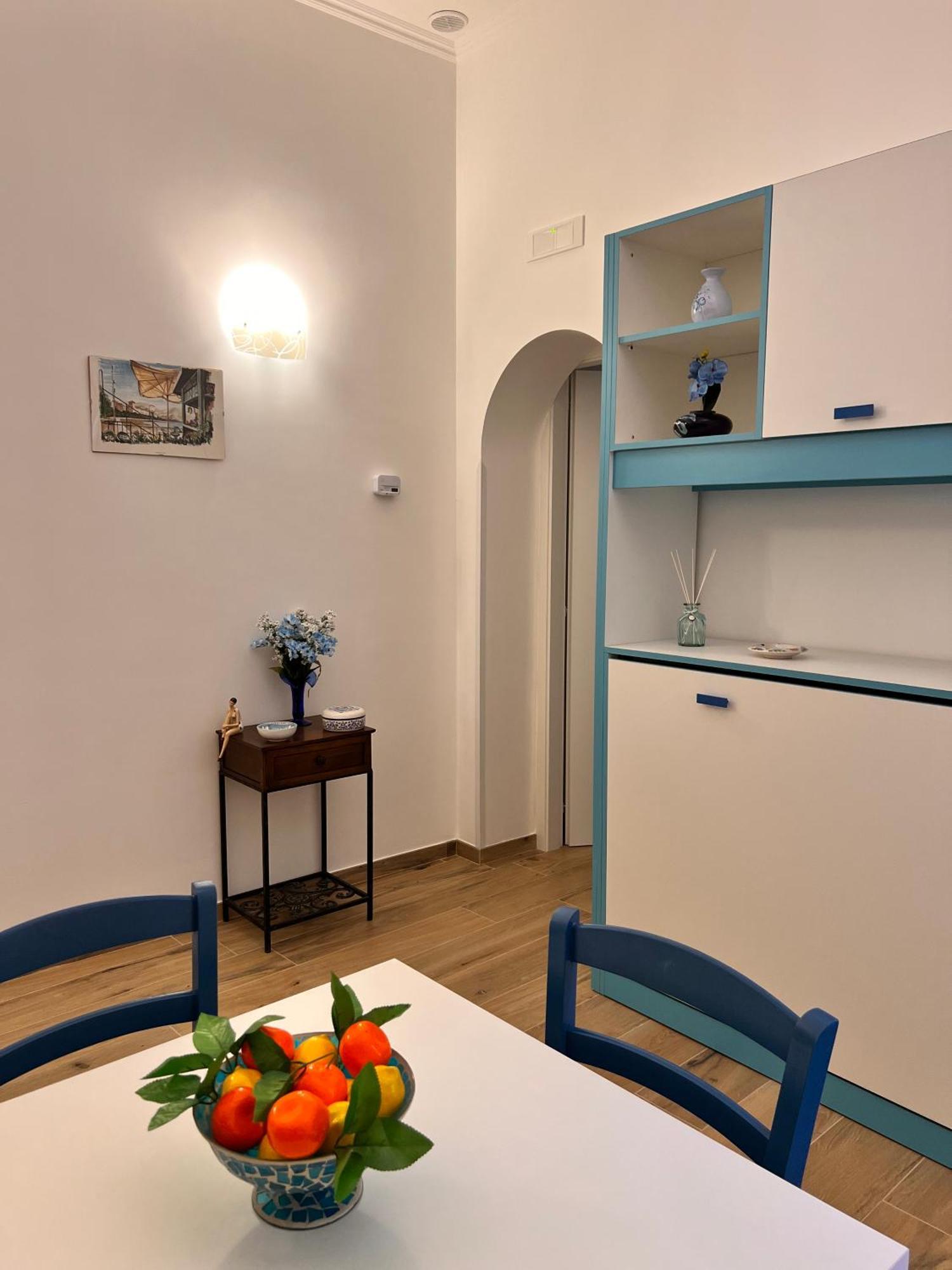 Eric'S House Apartment Салерно Екстериор снимка